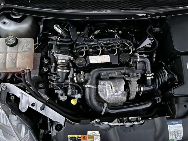 Серый Форд Фокус, объемом двигателя 0.16 л и пробегом 292 тыс. км за 4900 $, фото 1 на Automoto.ua
