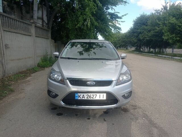 Серый Форд Фокус, объемом двигателя 1.6 л и пробегом 240 тыс. км за 5500 $, фото 6 на Automoto.ua