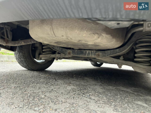 Серый Форд Фокус, объемом двигателя 1.6 л и пробегом 264 тыс. км за 4150 $, фото 73 на Automoto.ua