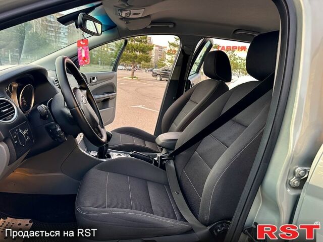 Серый Форд Фокус, объемом двигателя 2 л и пробегом 238 тыс. км за 5999 $, фото 11 на Automoto.ua