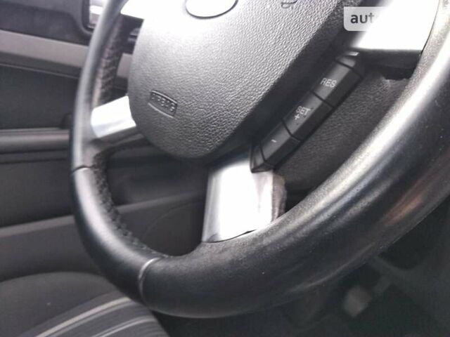 Сірий Форд Фокус, об'ємом двигуна 1.6 л та пробігом 206 тис. км за 5500 $, фото 5 на Automoto.ua