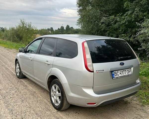 Серый Форд Фокус, объемом двигателя 1.6 л и пробегом 280 тыс. км за 5000 $, фото 7 на Automoto.ua