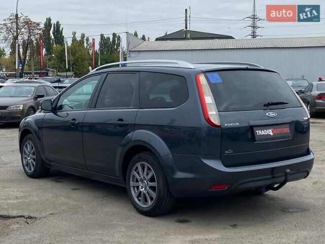 Серый Форд Фокус, объемом двигателя 1.56 л и пробегом 330 тыс. км за 5890 $, фото 8 на Automoto.ua