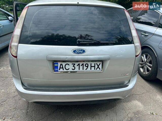 Сірий Форд Фокус, об'ємом двигуна 1.56 л та пробігом 321 тис. км за 4500 $, фото 2 на Automoto.ua