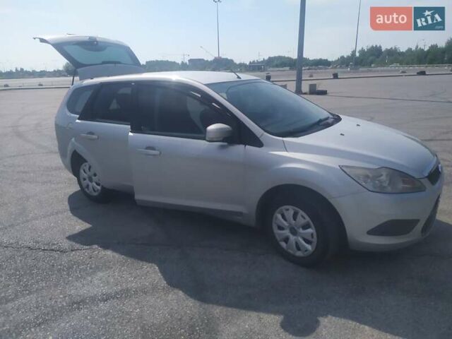 Сірий Форд Фокус, об'ємом двигуна 1.6 л та пробігом 269 тис. км за 4900 $, фото 8 на Automoto.ua