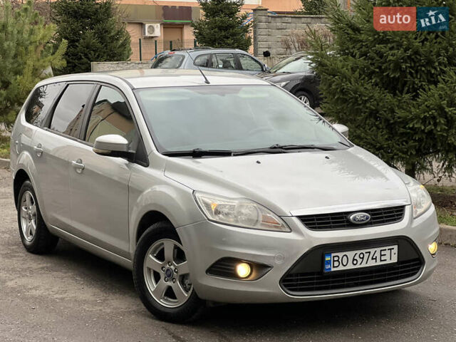 Серый Форд Фокус, объемом двигателя 1.6 л и пробегом 264 тыс. км за 4150 $, фото 58 на Automoto.ua