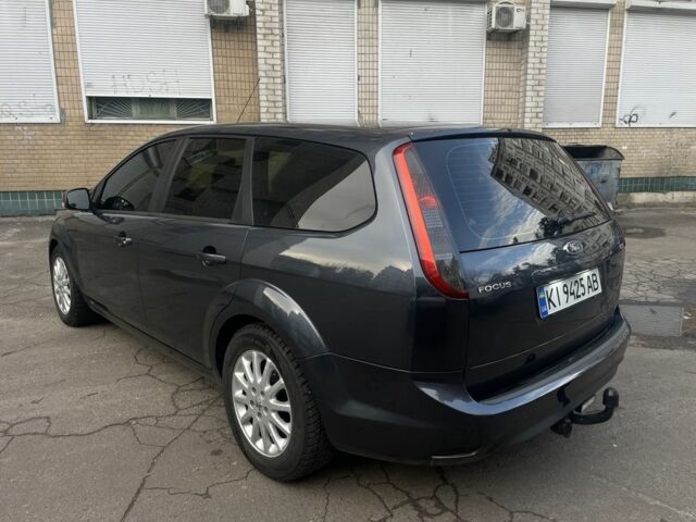 Серый Форд Фокус, объемом двигателя 1.8 л и пробегом 277 тыс. км за 5300 $, фото 4 на Automoto.ua