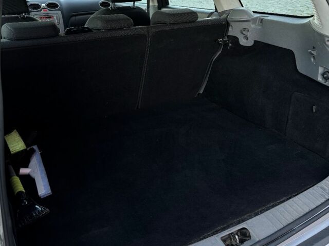 Форд Фокус 2008 в Здолбунове на Automoto.ua Серый Форд Фокус, объемом двигателя 1.6 л и пробегом 300 тыс. км за 4300 $, фото 9 на Automoto.ua