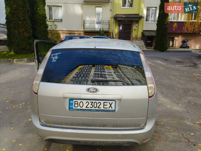 Серый Форд Фокус, объемом двигателя 1.56 л и пробегом 277 тыс. км за 5500 $, фото 3 на Automoto.ua