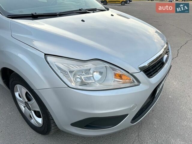 Сірий Форд Фокус, об'ємом двигуна 1.56 л та пробігом 290 тис. км за 4850 $, фото 31 на Automoto.ua