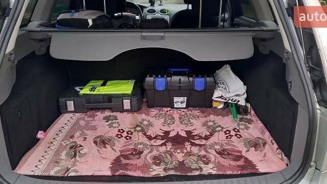 Серый Форд Фокус, объемом двигателя 1.6 л и пробегом 232 тыс. км за 5300 $, фото 17 на Automoto.ua