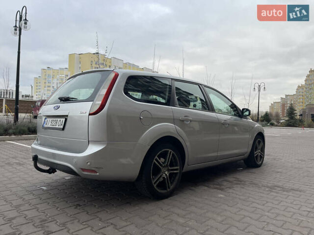 Серый Форд Фокус, объемом двигателя 1.6 л и пробегом 316 тыс. км за 4350 $, фото 7 на Automoto.ua