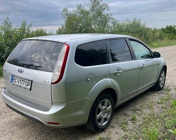 Серый Форд Фокус, объемом двигателя 1.6 л и пробегом 280 тыс. км за 5000 $, фото 4 на Automoto.ua