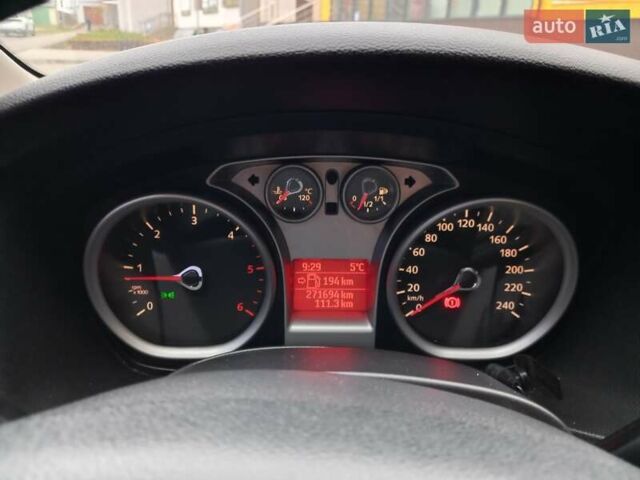 Сірий Форд Фокус, об'ємом двигуна 1.56 л та пробігом 271 тис. км за 4850 $, фото 12 на Automoto.ua