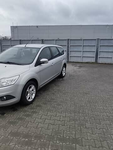 Сірий Форд Фокус, об'ємом двигуна 1.56 л та пробігом 197 тис. км за 6300 $, фото 2 на Automoto.ua