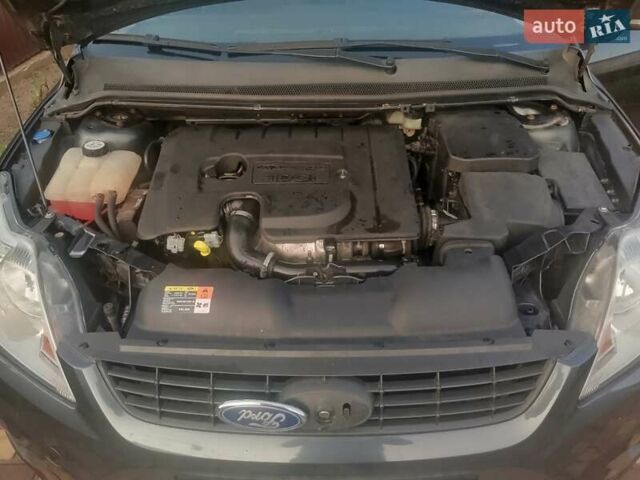 Сірий Форд Фокус, об'ємом двигуна 1.56 л та пробігом 230 тис. км за 5300 $, фото 3 на Automoto.ua
