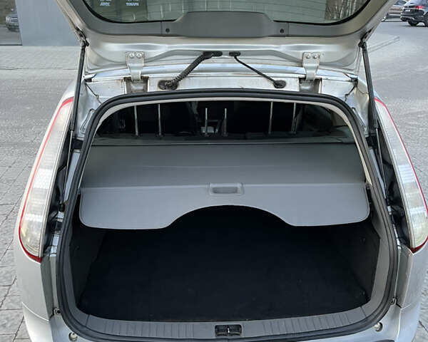 Серый Форд Фокус, объемом двигателя 2 л и пробегом 293 тыс. км за 6300 $, фото 21 на Automoto.ua