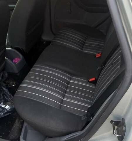 Форд Фокус 2008 в Луцке на Automoto.ua Серый Форд Фокус, объемом двигателя 1.75 л и пробегом 288 тыс. км за 4500 $, фото 13 на Automoto.ua