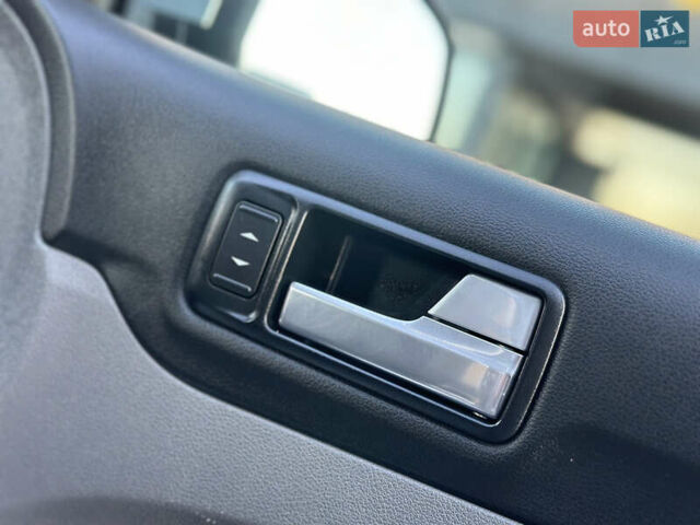 Серый Форд Фокус, объемом двигателя 1.6 л и пробегом 210 тыс. км за 5200 $, фото 65 на Automoto.ua