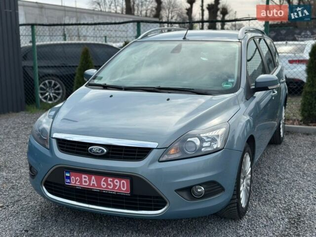 Сірий Форд Фокус, об'ємом двигуна 1.6 л та пробігом 231 тис. км за 5900 $, фото 1 на Automoto.ua