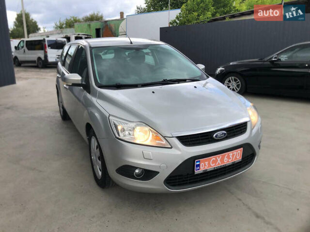 Форд Фокус 2008 у Рівному на Automoto.ua Сірий Форд Фокус, об'ємом двигуна 1.6 л та пробігом 223 тис. км за 5600 $, фото 3 на Automoto.ua