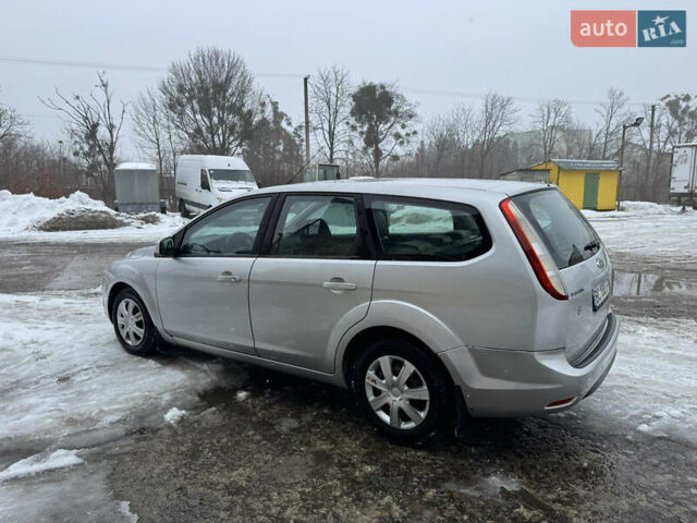 Сірий Форд Фокус, об'ємом двигуна 1.56 л та пробігом 283 тис. км за 4650 $, фото 13 на Automoto.ua