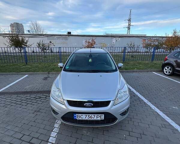 Серый Форд Фокус, объемом двигателя 1.6 л и пробегом 267 тыс. км за 4550 $, фото 2 на Automoto.ua