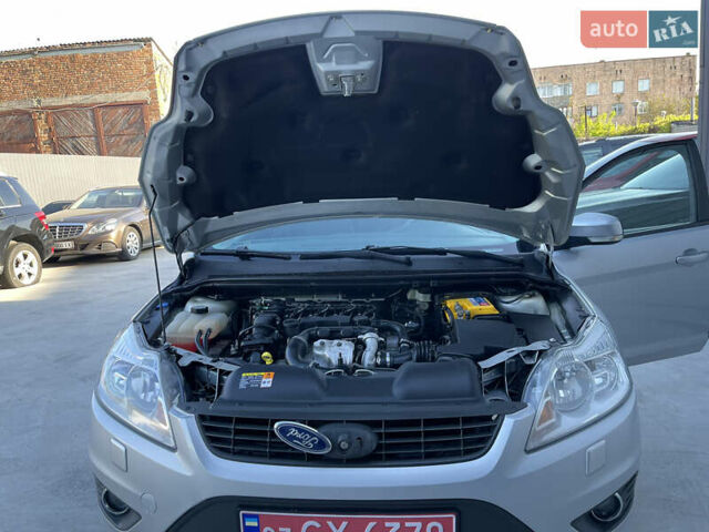 Форд Фокус 2008 у Рівному на Automoto.ua Сірий Форд Фокус, об'ємом двигуна 1.6 л та пробігом 223 тис. км за 5600 $, фото 30 на Automoto.ua