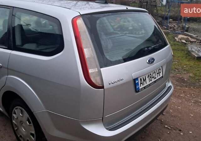 Сірий Форд Фокус, об'ємом двигуна 1.56 л та пробігом 207 тис. км за 4900 $, фото 6 на Automoto.ua