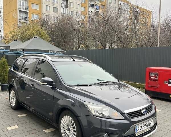 Серый Форд Фокус, объемом двигателя 1.6 л и пробегом 330 тыс. км за 6500 $, фото 2 на Automoto.ua