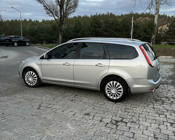 Серый Форд Фокус, объемом двигателя 2 л и пробегом 293 тыс. км за 6300 $, фото 4 на Automoto.ua