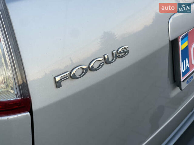 Серый Форд Фокус, объемом двигателя 1.6 л и пробегом 193 тыс. км за 5150 $, фото 17 на Automoto.ua
