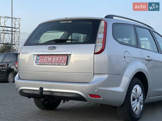 Серый Форд Фокус, объемом двигателя 1.6 л и пробегом 193 тыс. км за 5150 $, фото 5 на Automoto.ua