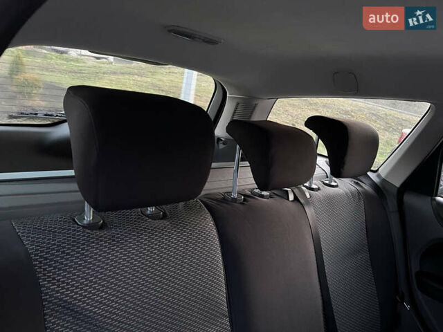 Серый Форд Фокус, объемом двигателя 2 л и пробегом 293 тыс. км за 6300 $, фото 14 на Automoto.ua