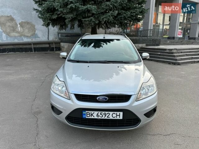 Сірий Форд Фокус, об'ємом двигуна 1.56 л та пробігом 290 тис. км за 4850 $, фото 4 на Automoto.ua