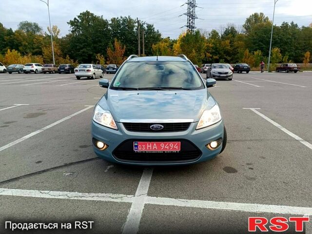 Серый Форд Фокус, объемом двигателя 1.6 л и пробегом 233 тыс. км за 6000 $, фото 5 на Automoto.ua