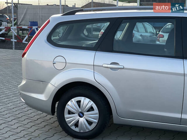 Серый Форд Фокус, объемом двигателя 1.6 л и пробегом 193 тыс. км за 5150 $, фото 11 на Automoto.ua