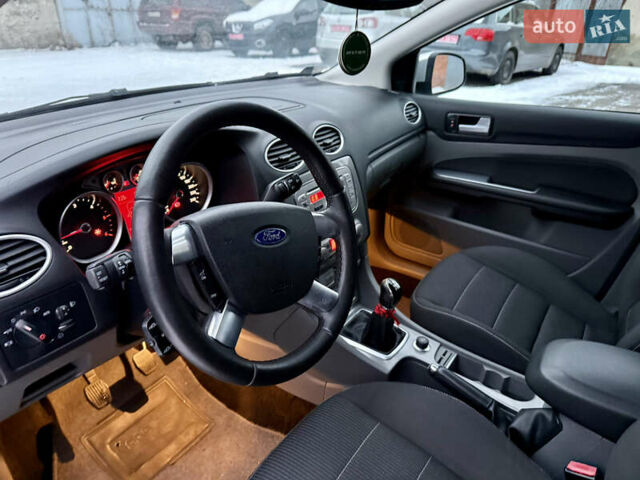 Сірий Форд Фокус, об'ємом двигуна 1.6 л та пробігом 211 тис. км за 5100 $, фото 14 на Automoto.ua