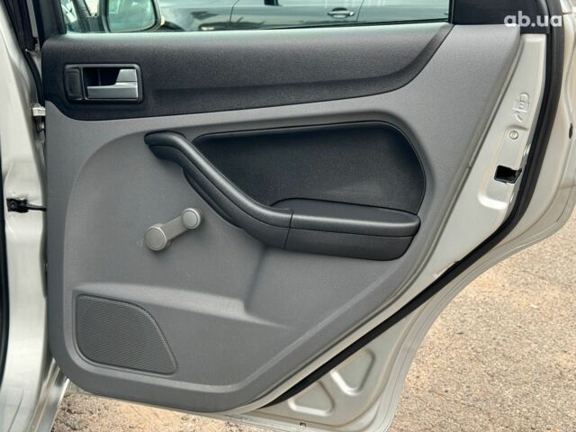 Форд Фокус 2008 в Виннице на Automoto.ua Серый Форд Фокус, объемом двигателя 1.6 л и пробегом 251 тыс. км за 4890 $, фото 21 на Automoto.ua