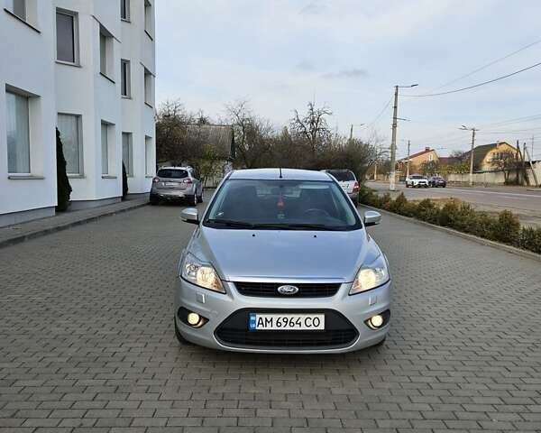 Серый Форд Фокус, объемом двигателя 1.56 л и пробегом 273 тыс. км за 4999 $, фото 1 на Automoto.ua