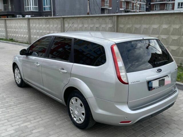 Сірий Форд Фокус, об'ємом двигуна 1.6 л та пробігом 305 тис. км за 5300 $, фото 8 на Automoto.ua