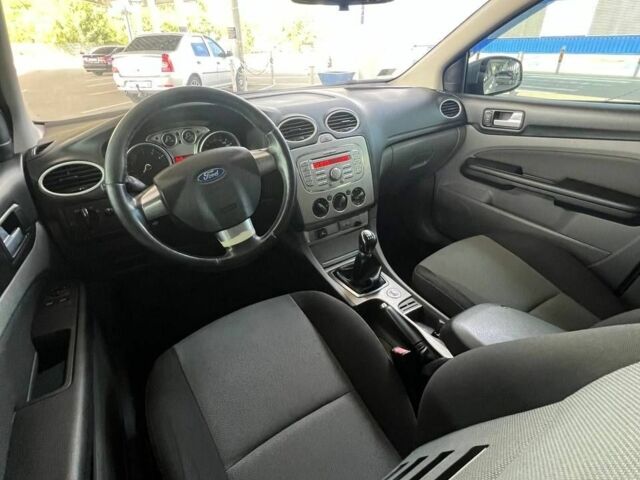 Серый Форд Фокус, объемом двигателя 0 л и пробегом 205 тыс. км за 4900 $, фото 6 на Automoto.ua