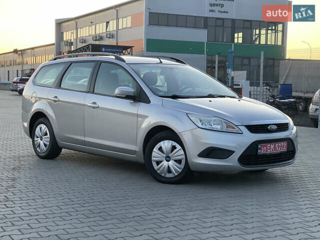 Серый Форд Фокус, объемом двигателя 1.6 л и пробегом 193 тыс. км за 5150 $, фото 1 на Automoto.ua