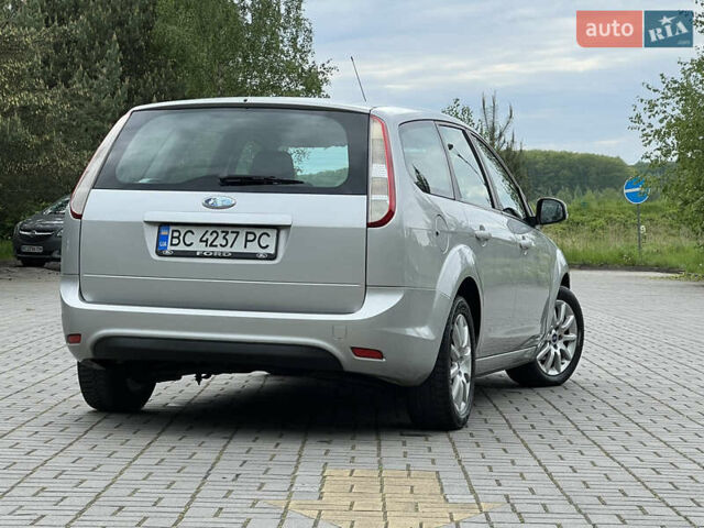 Серый Форд Фокус, объемом двигателя 1.56 л и пробегом 221 тыс. км за 5500 $, фото 2 на Automoto.ua