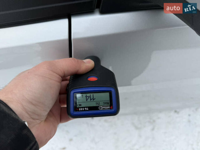 Сірий Форд Фокус, об'ємом двигуна 1.6 л та пробігом 211 тис. км за 5100 $, фото 36 на Automoto.ua