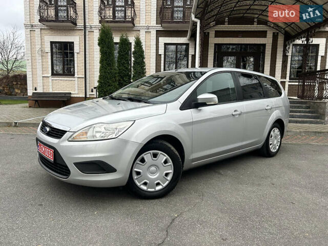 Сірий Форд Фокус, об'ємом двигуна 1.6 л та пробігом 165 тис. км за 6499 $, фото 2 на Automoto.ua