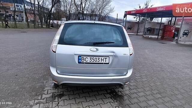 Сірий Форд Фокус, об'ємом двигуна 1.56 л та пробігом 197 тис. км за 6300 $, фото 3 на Automoto.ua