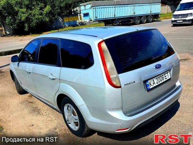 Серый Форд Фокус, объемом двигателя 1.6 л и пробегом 240 тыс. км за 5700 $, фото 2 на Automoto.ua
