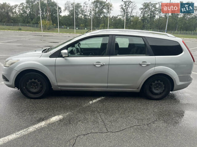 Сірий Форд Фокус, об'ємом двигуна 1.56 л та пробігом 400 тис. км за 4200 $, фото 7 на Automoto.ua