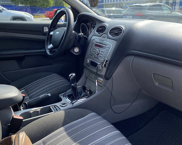 Сірий Форд Фокус, об'ємом двигуна 1.8 л та пробігом 379 тис. км за 5000 $, фото 9 на Automoto.ua